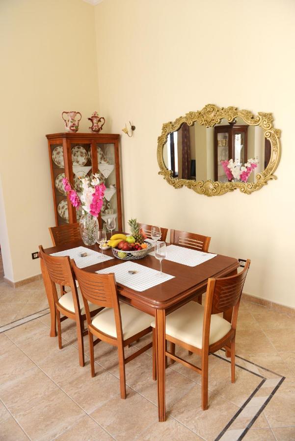 Classical Villa Archontiko D&M Rhodes City 외부 사진